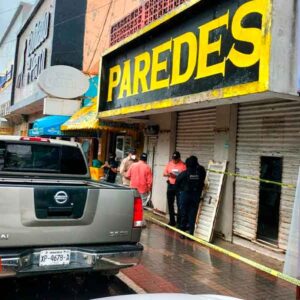 Asalto a un negocio en pleno centro de la ciudad deja una persona muerta y dos lesionados