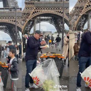 Video| Hombre causa furor en París al vender elotes en la Torre Eiffel
