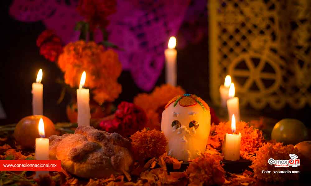 gastan más de 600 pesos para la colocación de ofrenda