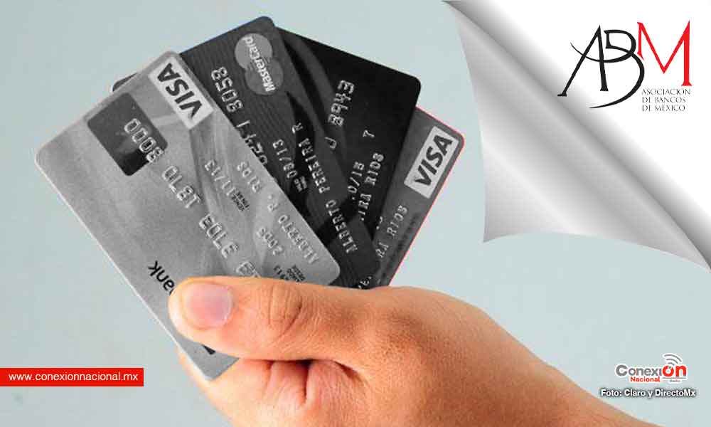 Recomienda bancos cancelar cuentas no usadas en un año