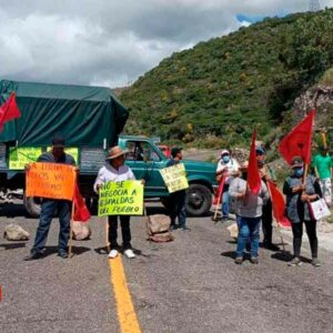 Dinicuiti y Tutla logran acuerdos ante Segego para obra de agua potable