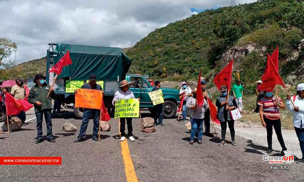 Dinicuiti y Tutla logran acuerdos ante Segego para obra de agua potable