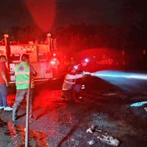Explosión en planta asfaltadora de Texistepec, Veracruz, deja severos daños materiales