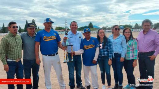 Termina Liga Municipal de Béisbol en La Cruz