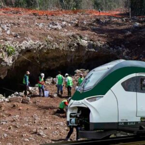 Hasta el ejército ya le advirtió a AMLO que el Tren Maya se puede hundir
