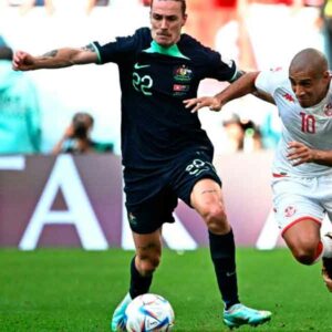 Australia vence a Túnez