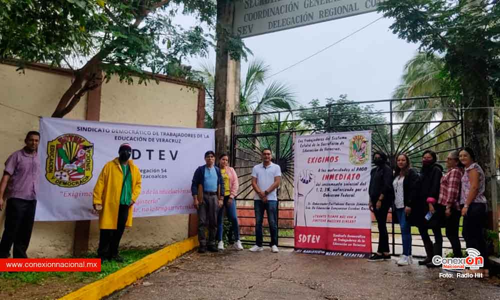Se suman maestros del SDTEV a reclamos a Cuitláhuac García por falta de pago salarial
