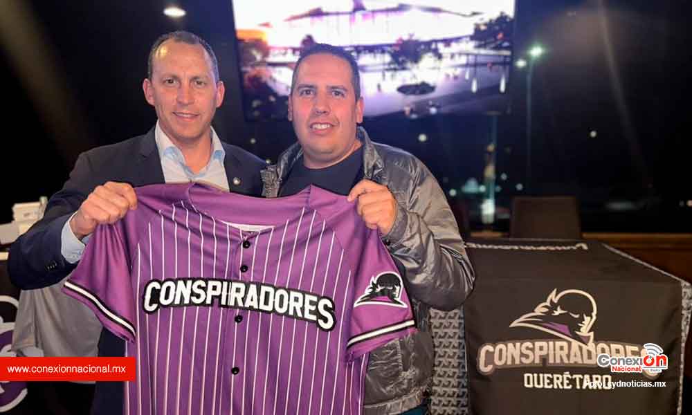 Presentan equipo de beisbol en Querétaro