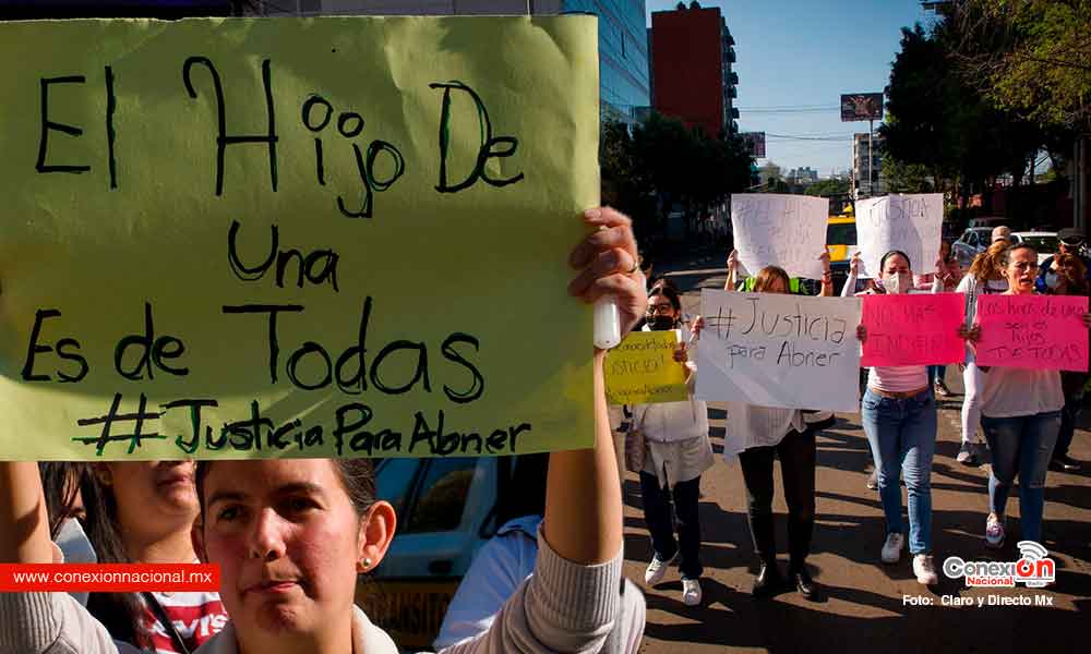 Grupo de mamás pide justicia para Abner Leonel quien murió en el Colegio Williams