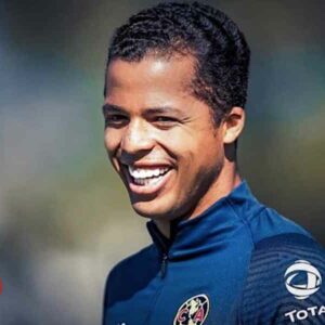 Giovani Dos Santos salió del retiro para cumplirle el sueño a los niños