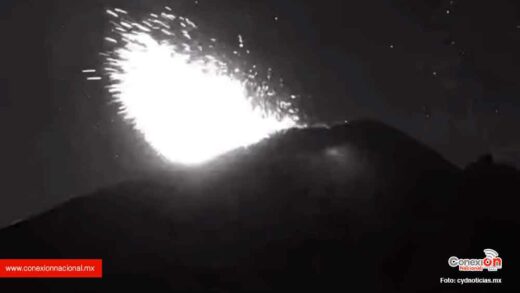 explosión del volcán Popocatépetl