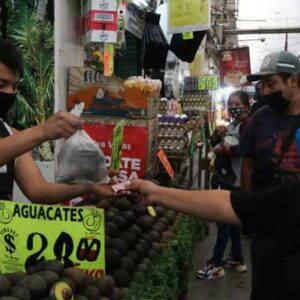 ¿Cómo te afectará el alza del salario mínimo en enero?