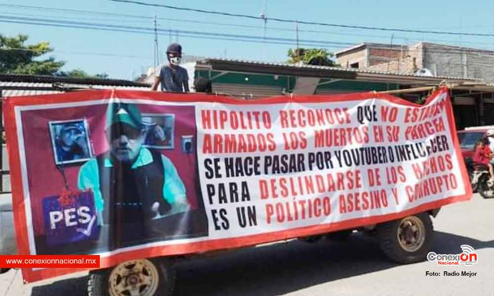 Realizan marcha contra Hipólito Mora en La Ruana