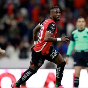 Atlas derrotó a los Cañoneros