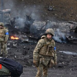Ucrania registra más de 71 mil presuntos crímenes de guerra durante el primer año de la invasión rusa