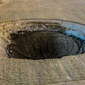 Aparece cráter de 100 metros de diámetro en Turquía