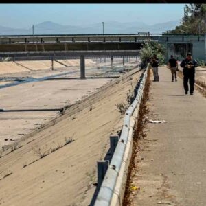 Asesinan a pedradas a dos migrantes