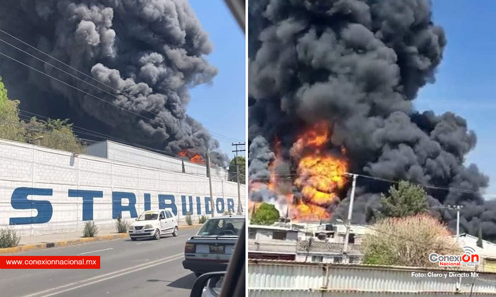 Arde una planta recicladora en Ecatepec, la columna de humo sobresale a kilómetros