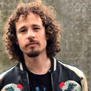 Luisito Comunica explota contra quienes criticaron su review del nuevo aeropuerto de México