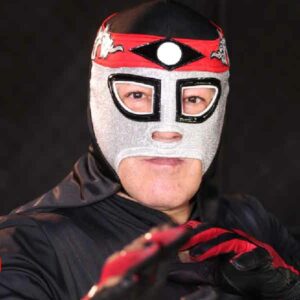 ¡Ni el sueldo del presidente! Lo que vale una máscara de luchador como la de Octagón