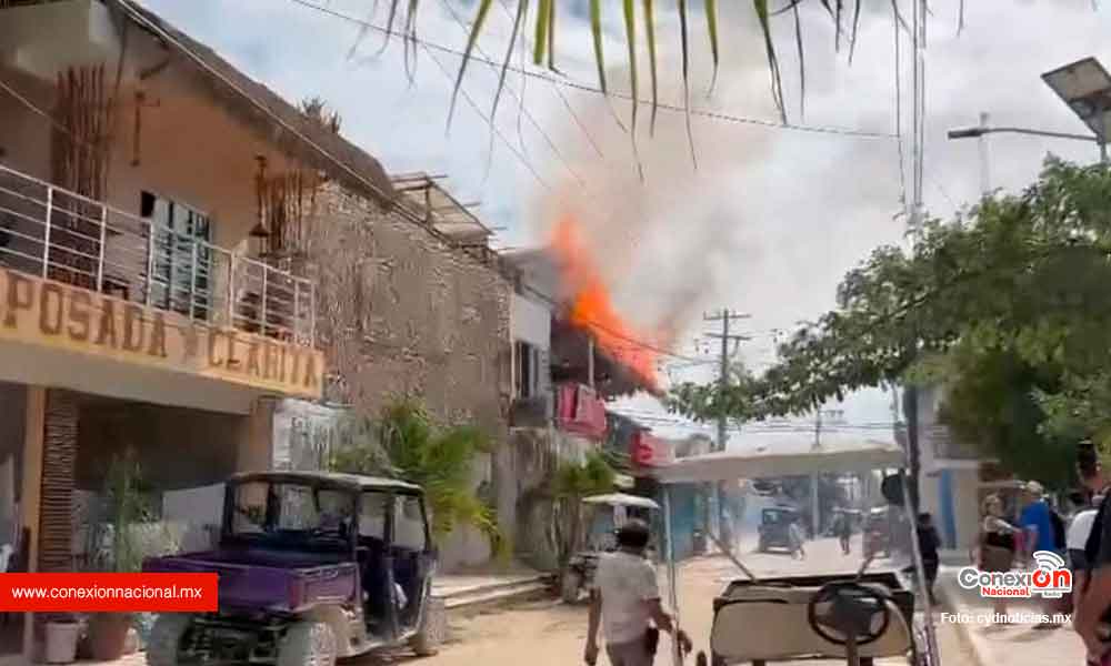 Se incendia pizzería en isla de Holbox