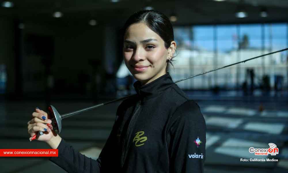 Prepara INDE a la bajacaliforniana Alondra Estrada para su debut a nivel internacional en esgrima
