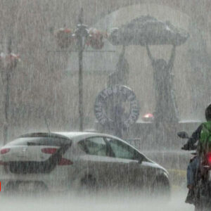 Lluvia ácida baña Morelia