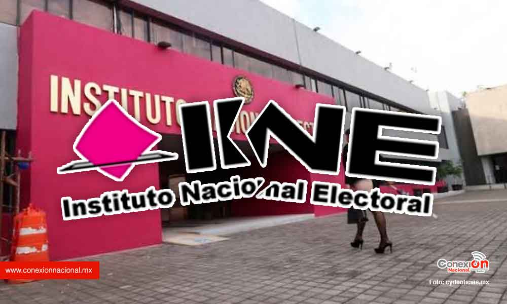 Renuncian 8 directivos del INE