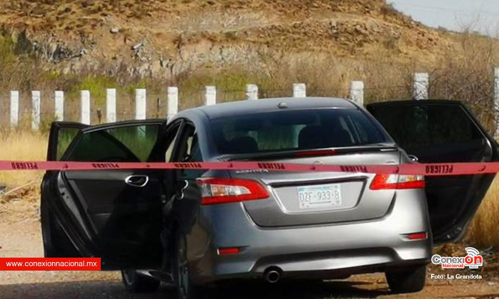 Abandonan tres cuerpos en carretera